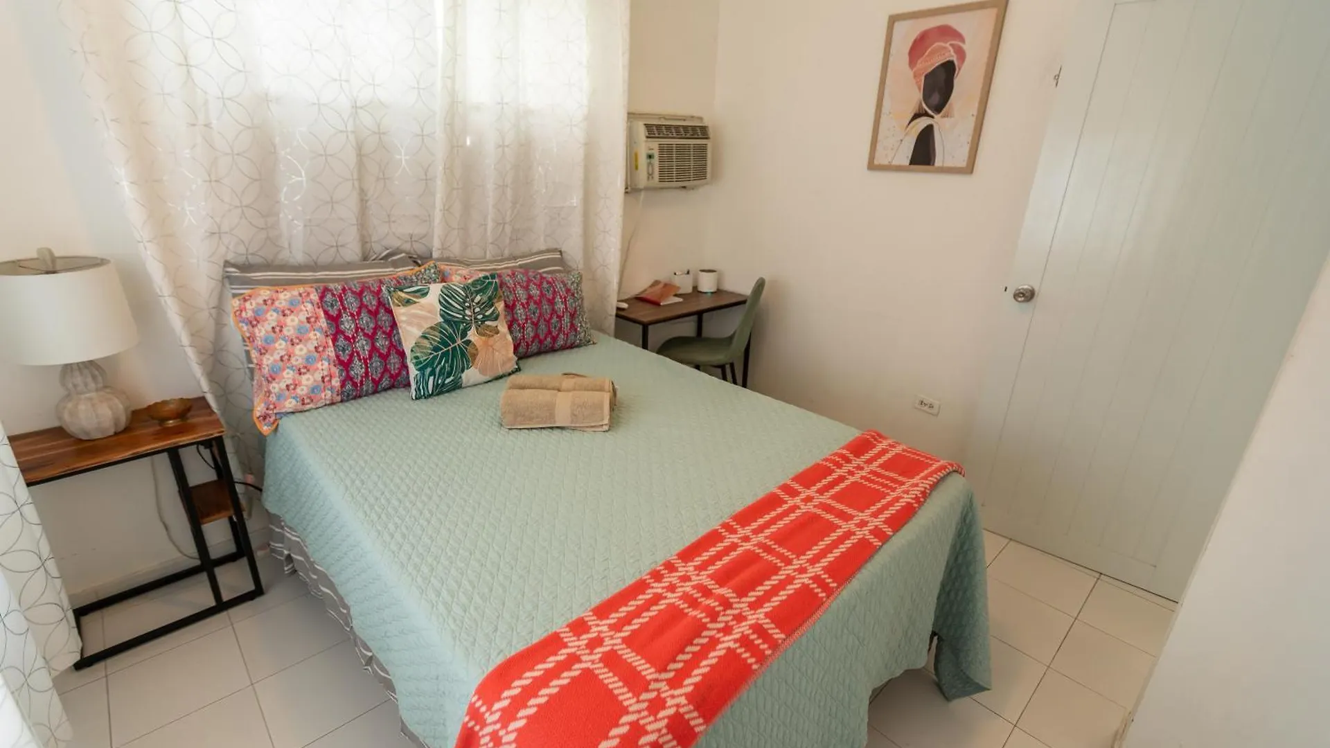Dom wakacyjny 3 Bedroom Retreat In Rincon Casa Pina Suave, Rustic With Yard & Patio